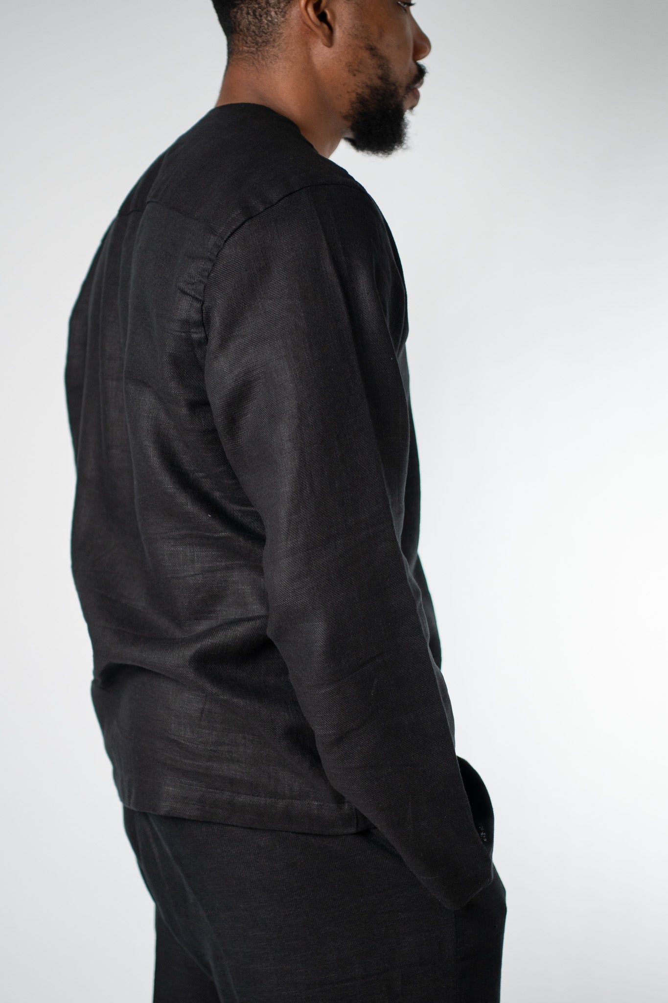 Black Linen V - Neck Button Shirt - THE FEN BRAND