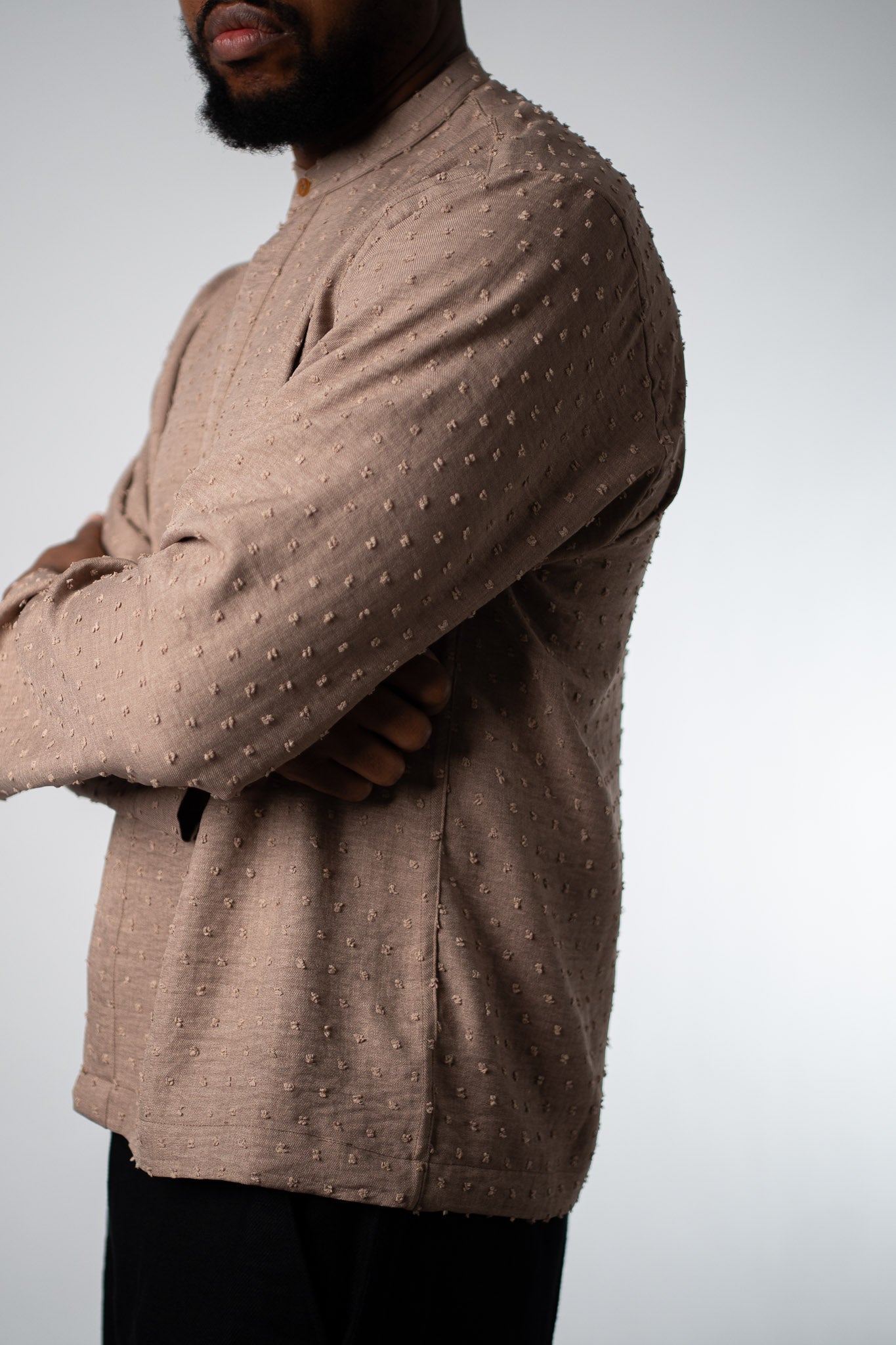 Raised Dot Mocha Band Collar Shirt - THE FEN BRAND