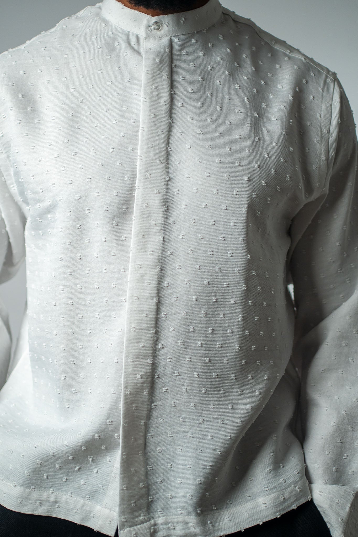 Raised Dot white Band Collar Shirt - THE FEN BRAND